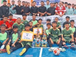 Tim Futsal MTs Plus Bahrul Ulum Sungailiat Juarai Turnamen Futsal SMK Yapensu Cup 2024